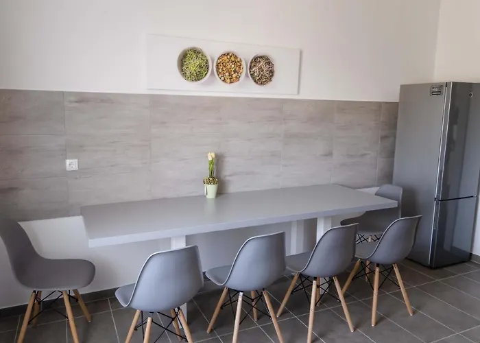 Kunfoglalas Apartmanhaz Apartament *