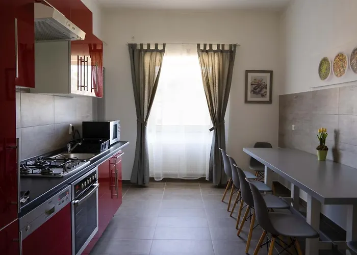 Apartament Kunfoglalas Apartmanhaz Kisujszallas