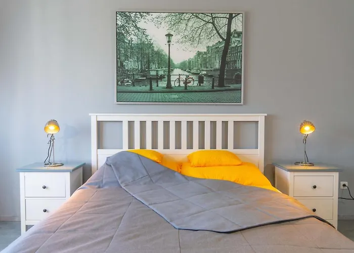 Kunfoglalas Apartmanhaz * Kisujszallas